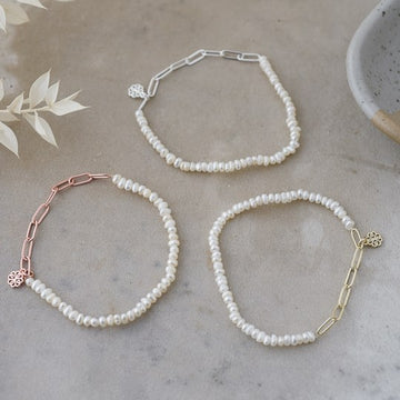 Alyssa Bracelet - white pearl